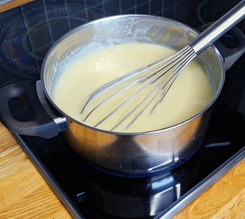 Prepare the Custard Cream